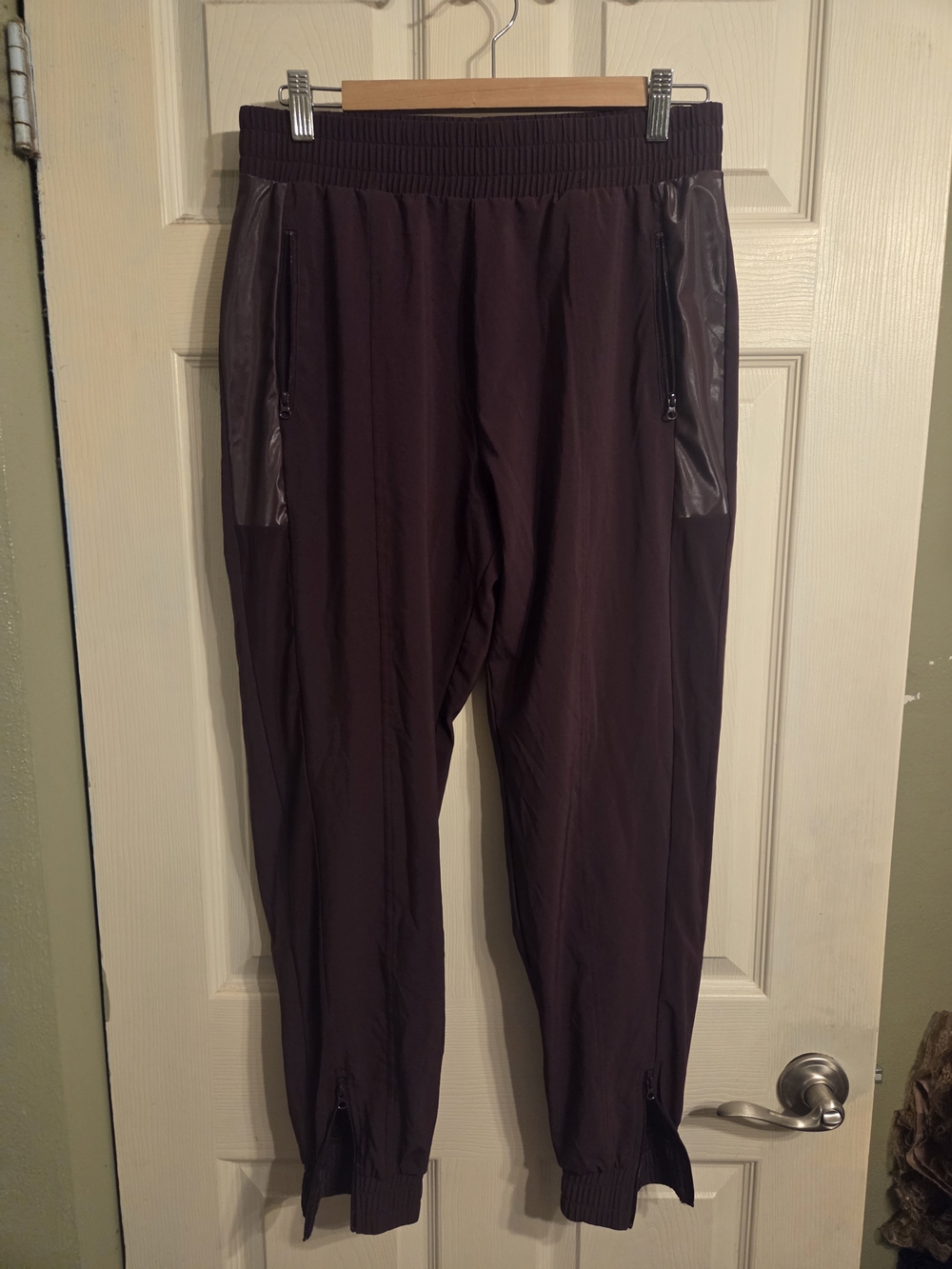 Lightweight Burgundy Track Pants with Zip Pockets VS SPORT
